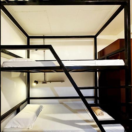 מואלבואל Ocean Breeze Hostel By Daily Sweet מראה חיצוני תמונה