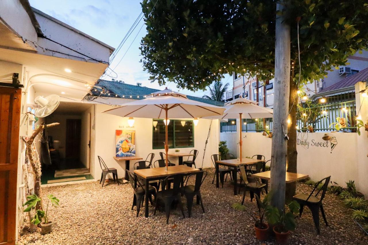 מואלבואל Ocean Breeze Hostel By Daily Sweet מראה חיצוני תמונה