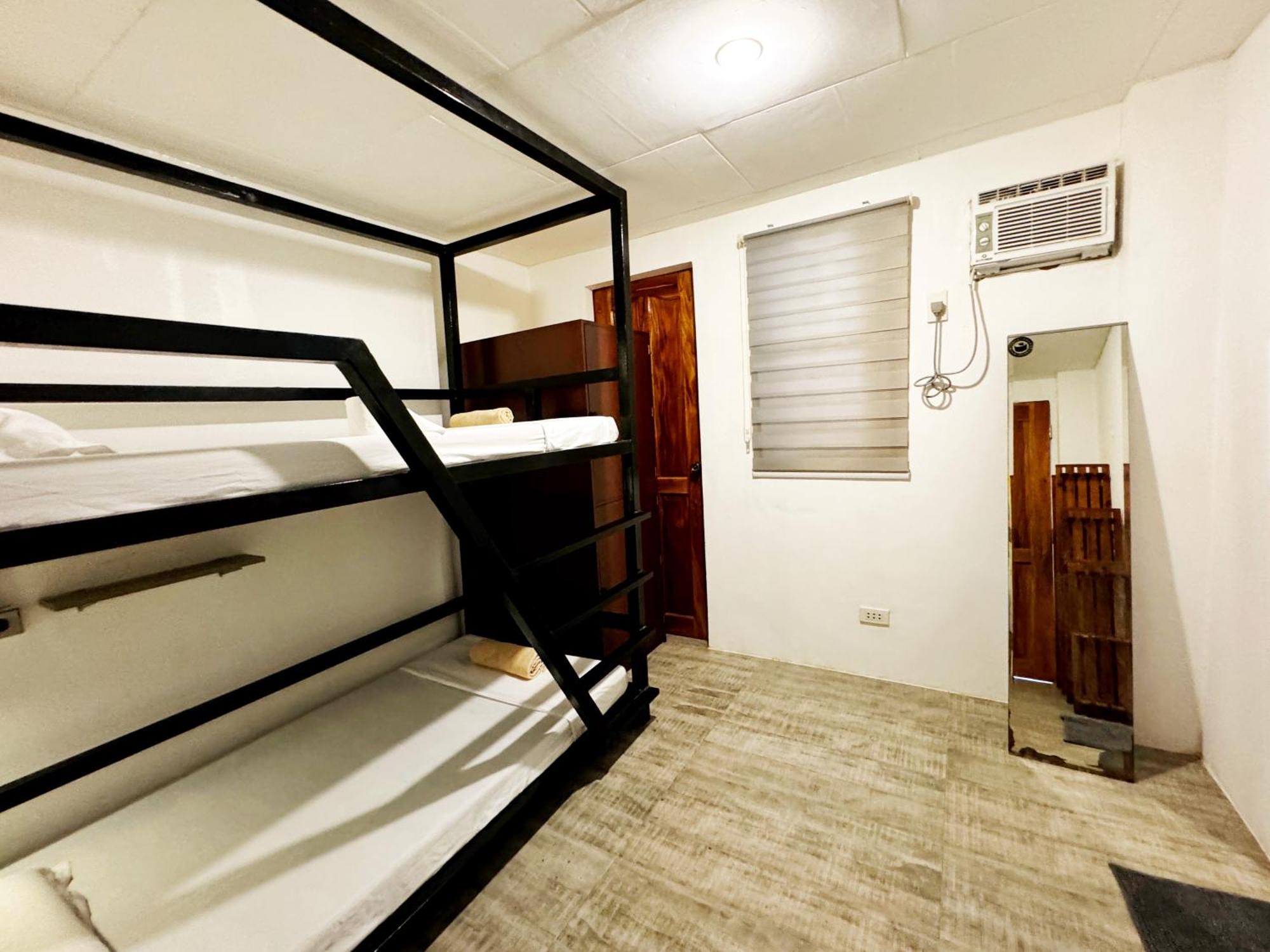 מואלבואל Ocean Breeze Hostel By Daily Sweet מראה חיצוני תמונה