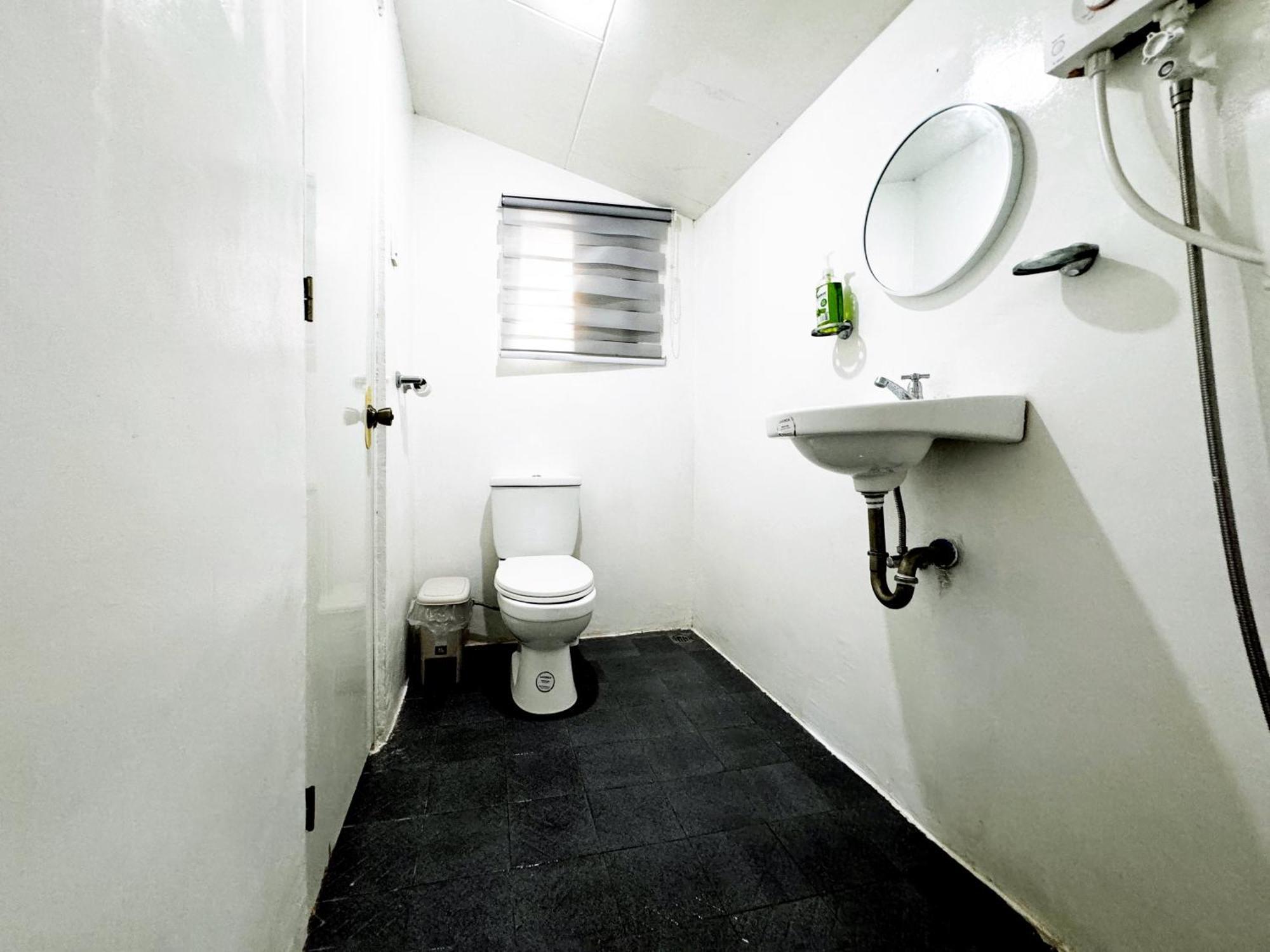 מואלבואל Ocean Breeze Hostel By Daily Sweet מראה חיצוני תמונה